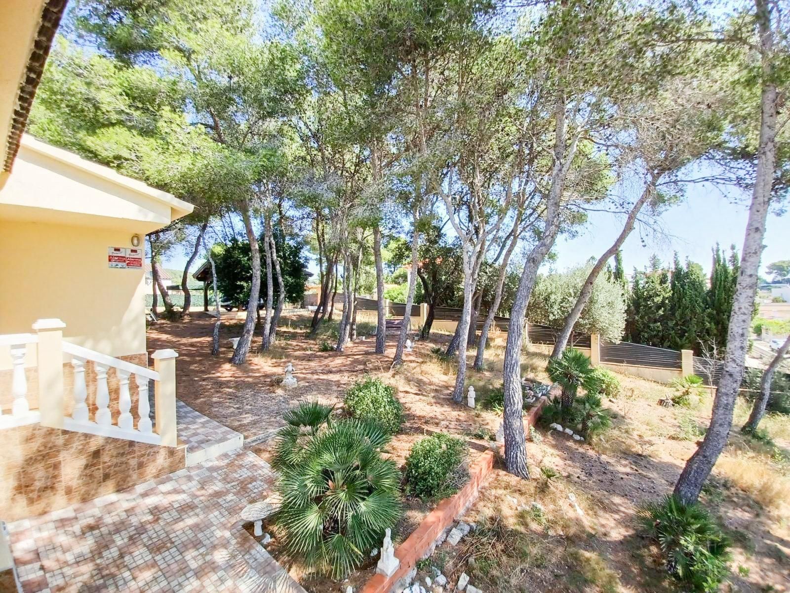 Garden of House or chalet for sale in Cunit  with Air Conditioner, Heating and Private garden