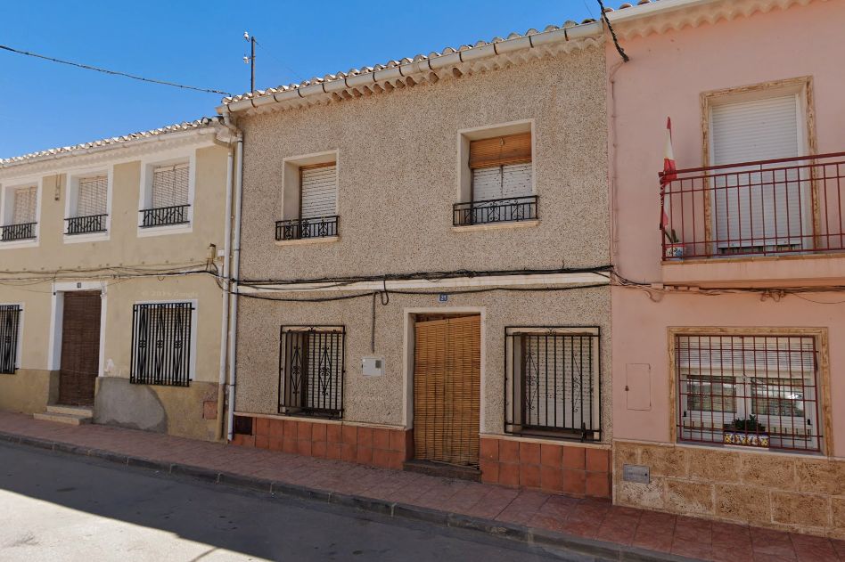 Vista exterior de Casa adosada en venda en Hellín