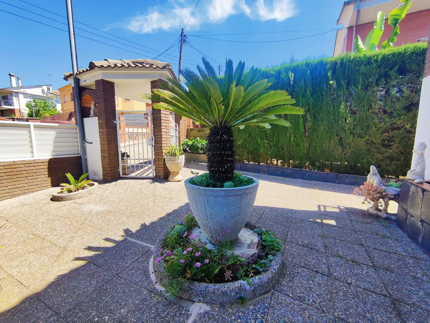 Vista exterior de Casa o chalet en venta en Lliçà d'Amunt con Calefacción y Jardín privado
