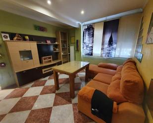 Living room of Flat for sale in  Sevilla Capital  with Air Conditioner