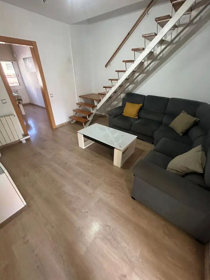 Sala de estar de Casa adosada en venta en Badalona con Aire acondicionado, Calefacción y Terraza