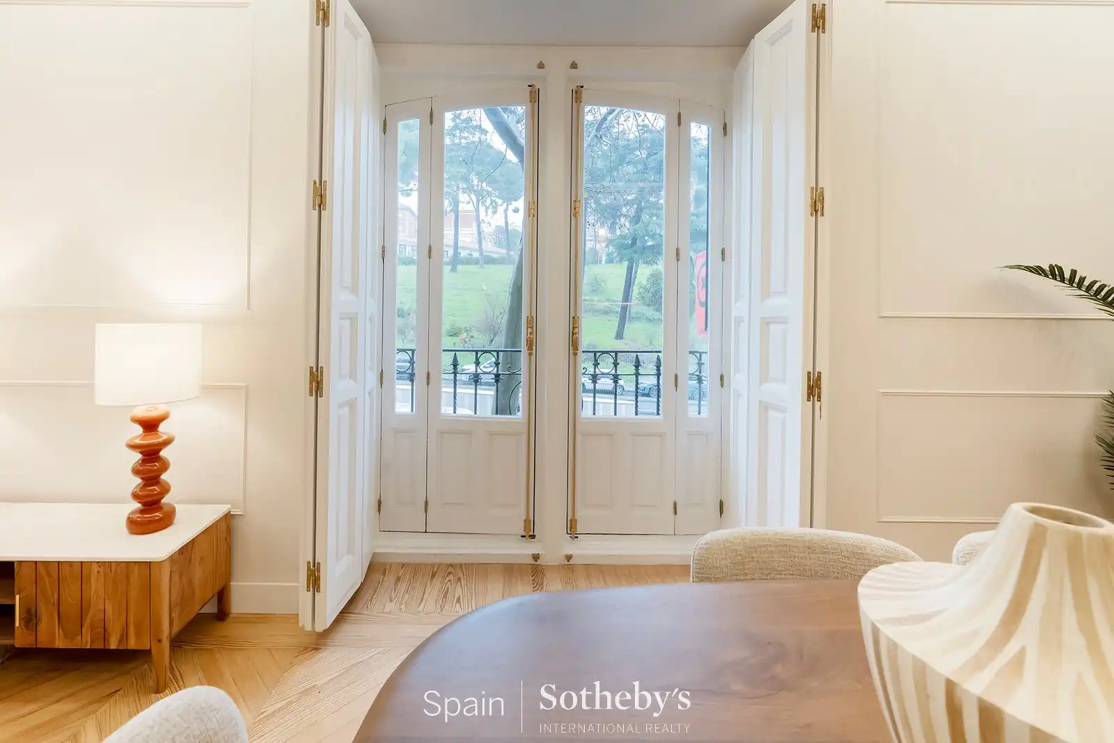 Apartments for sale in Madrid  with Air Conditioner and Heating