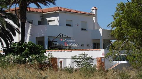 Foto 3 de Casa adosada en venda a Calle de Alena, 5-7, Costa Norte, Castellón