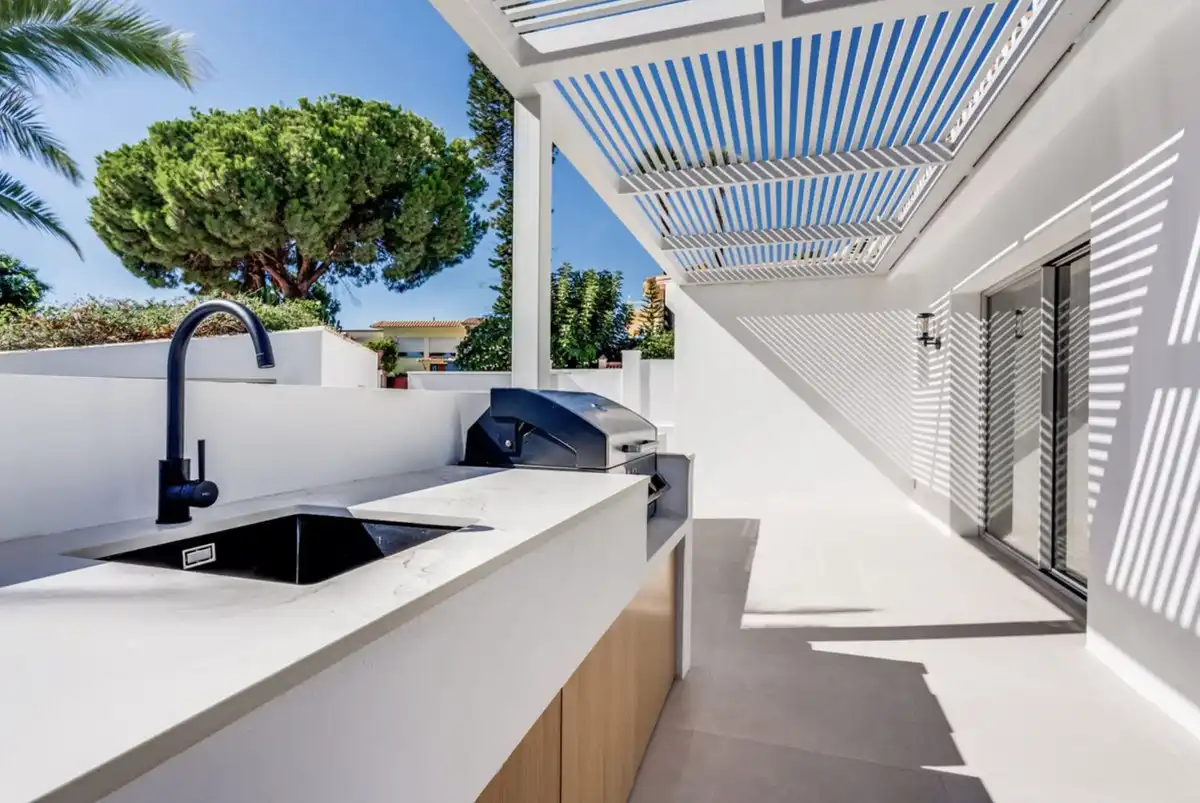 Villa con piscina in vendita a Nueva Andalucía, imagen 8