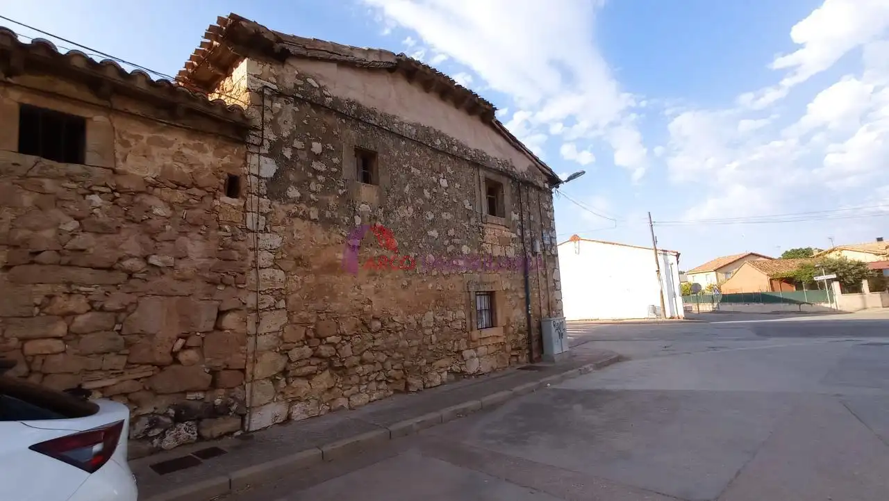 Vista exterior de Casa o chalet en venta en Arcos con Calefacción y Jardín privado