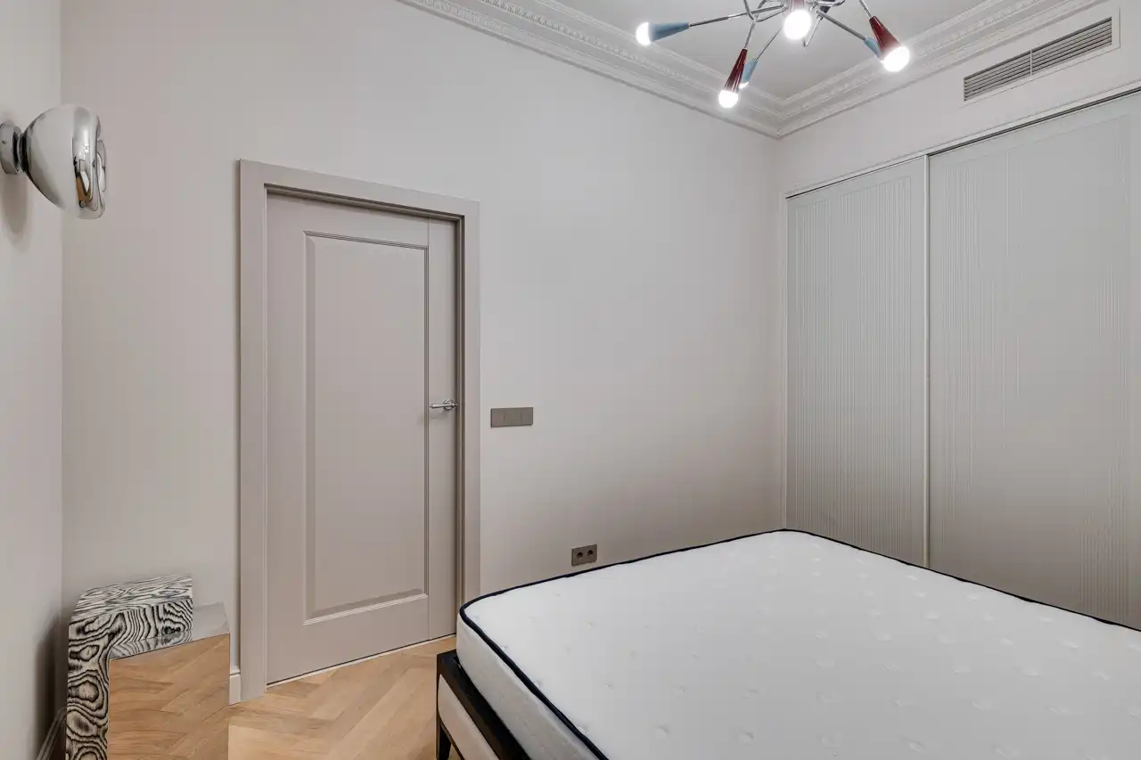 Schlafzimmer von Wohnungen zum Verkauf in Barcelona mit Klimaanlage, Heizung und Parkett