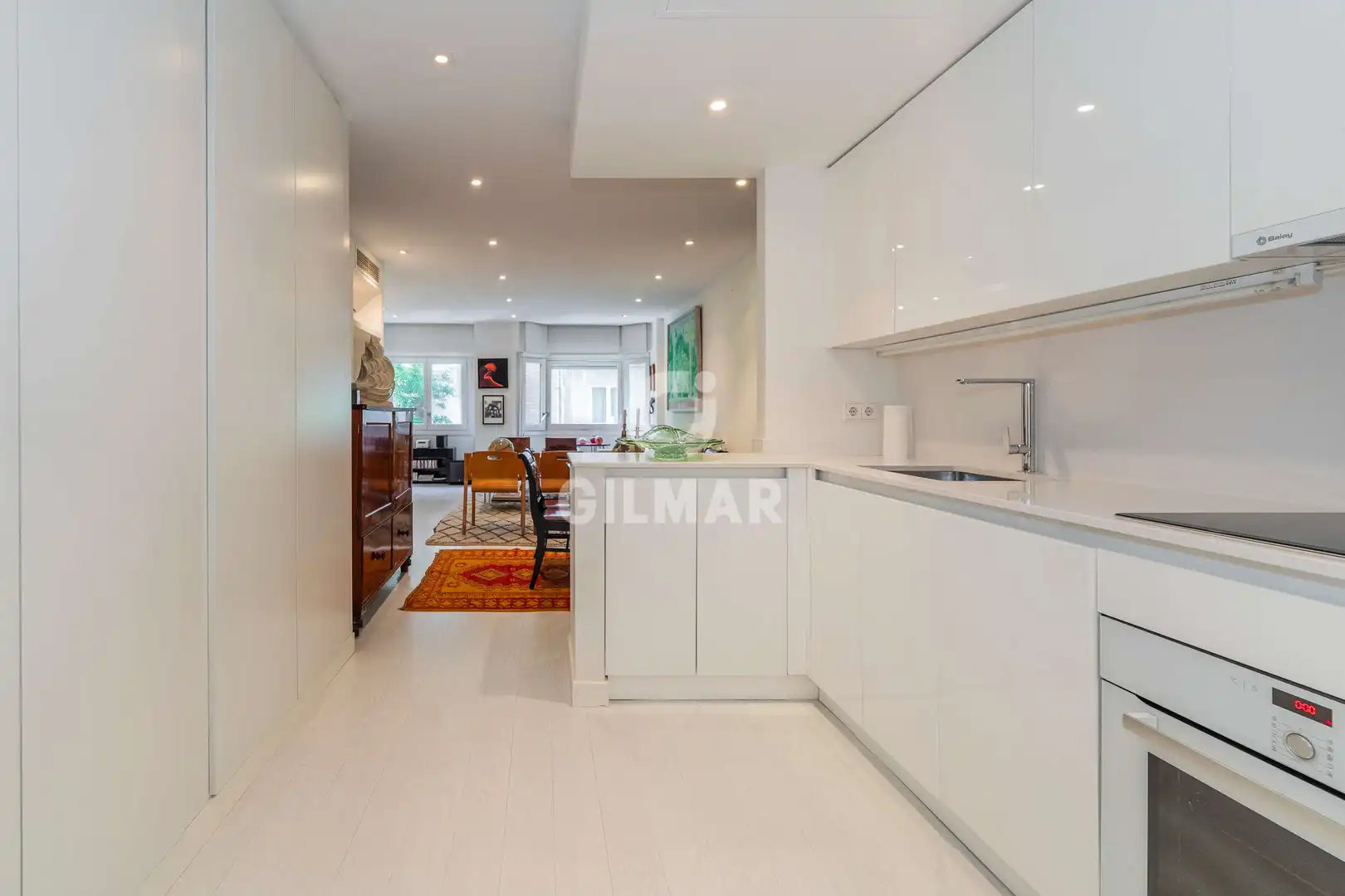 Cocina de Piso en venta en Madrid con Calefacción, Jardín privado y Piscina
