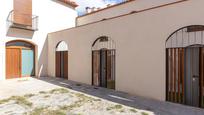 Exterior view of Single-family semi-detached for sale in  Barcelona Capital  with Air Conditioner and Terrace