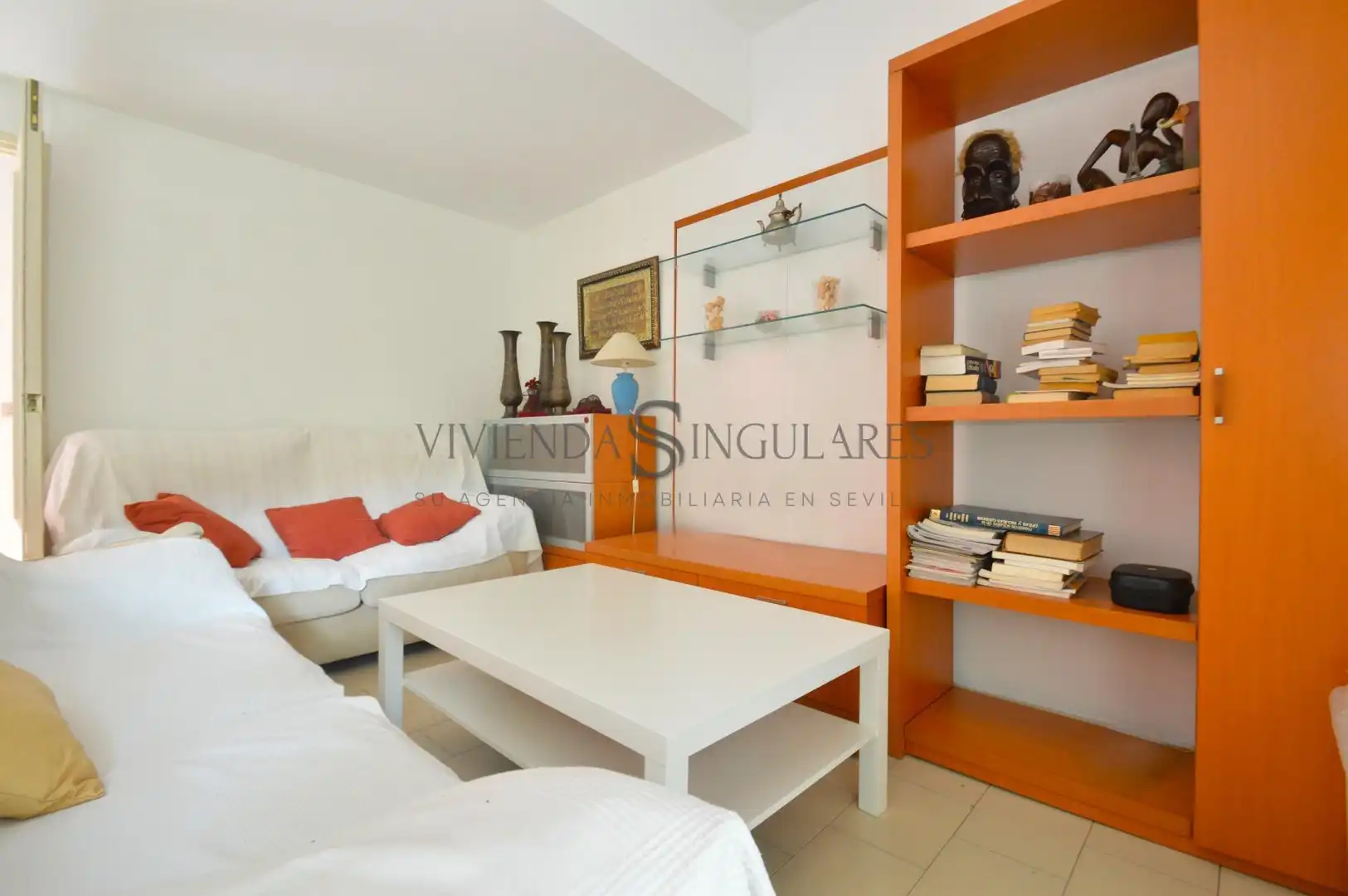 Living room of Detached homes for sale in Sevilla  with Air Conditioner, Private garden and Terrace