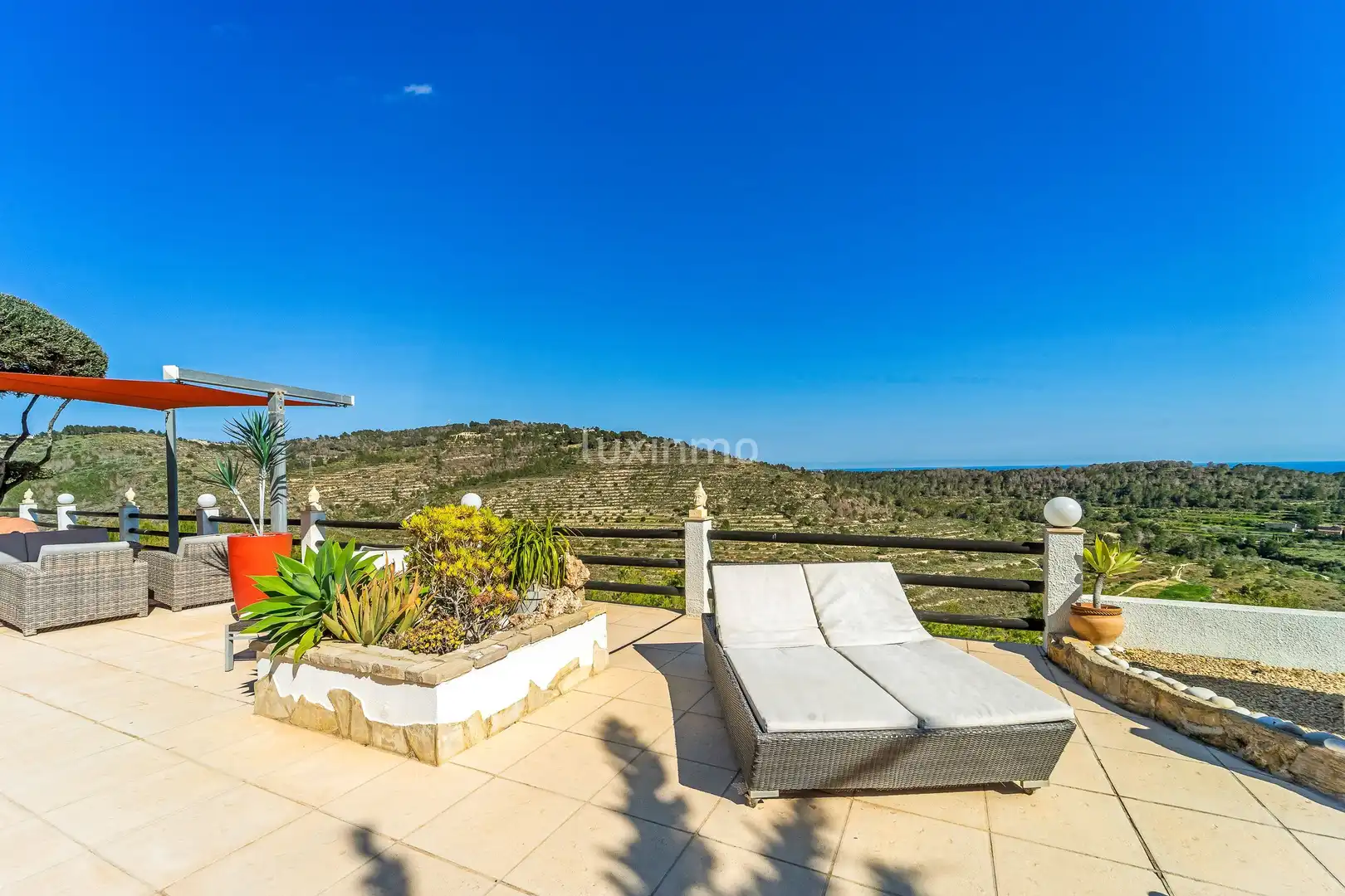 Detached house with pool for sale in La Empedrola, imagen 4