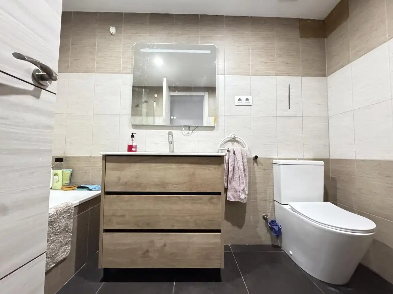 Bathroom of Flat for sale in Sils