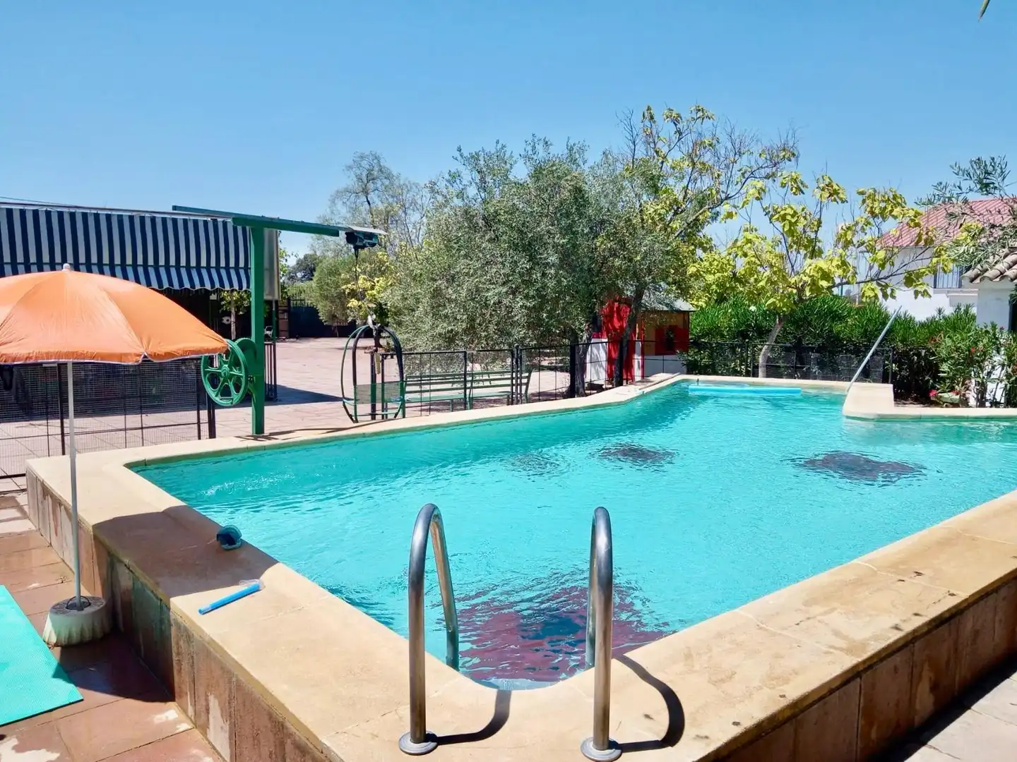 Villa mit Pool zum Verkauf in La Carlota, imagen 25