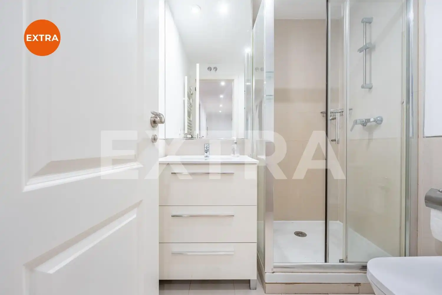 Baño de Piso de alquiler en Madrid con Calefacción