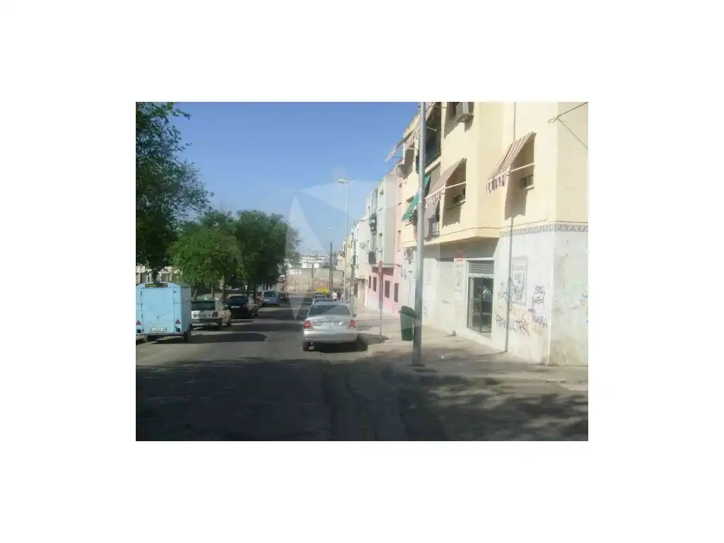 Local comercial en venda a Avenida del Sol