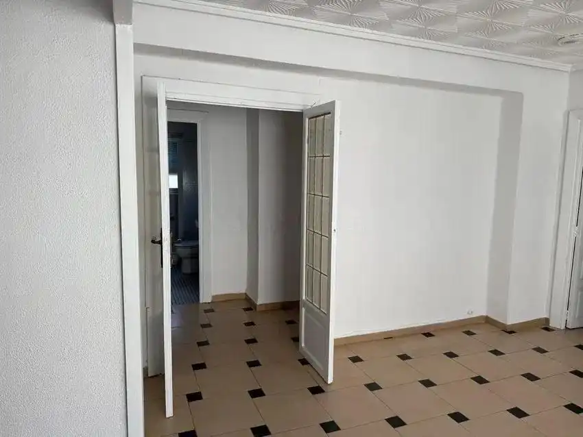 Piso en venta en Valencia con Balcón