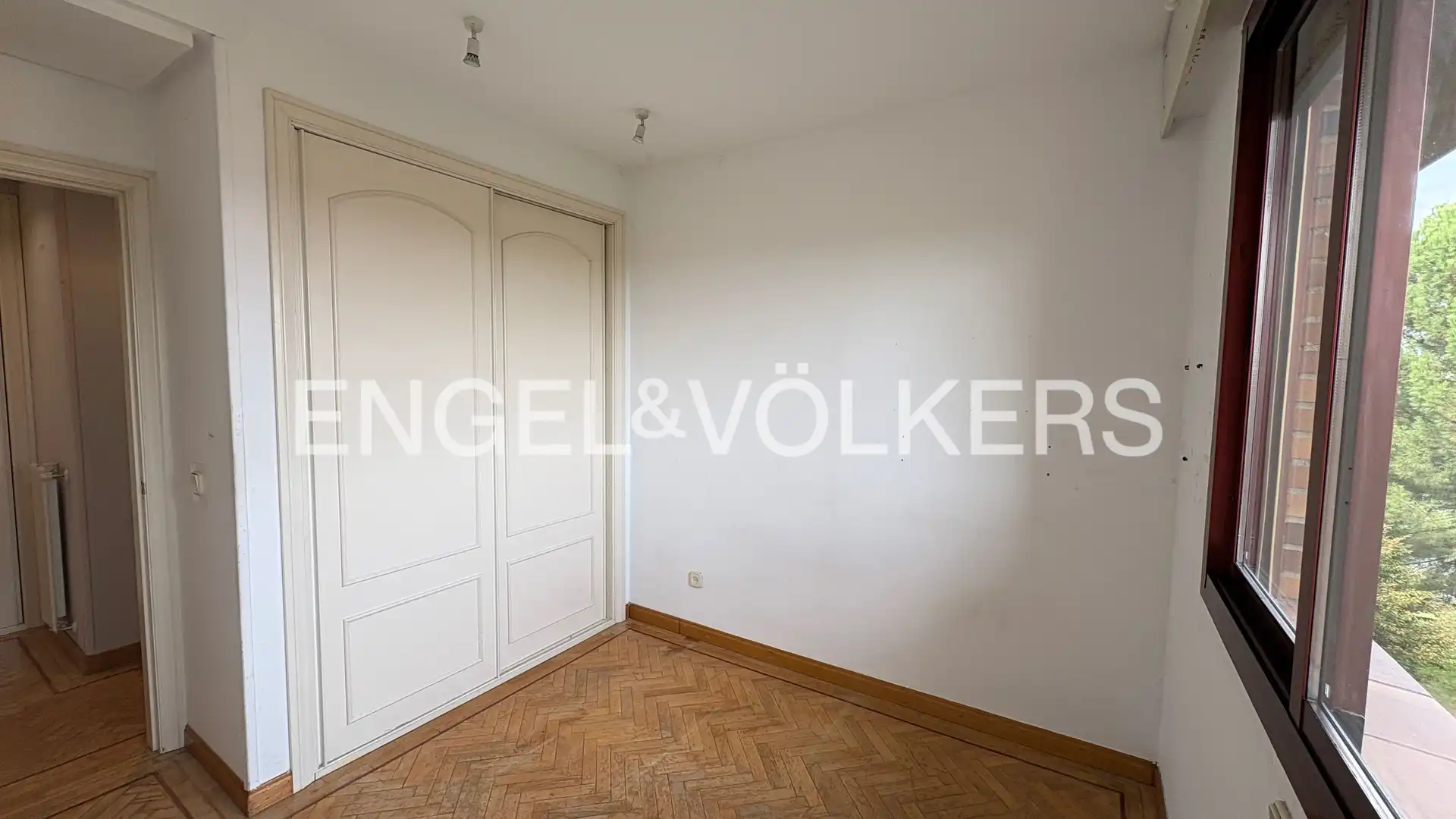 Flat with terrace to rent in Zona Carretera del Plantío, imagen 37