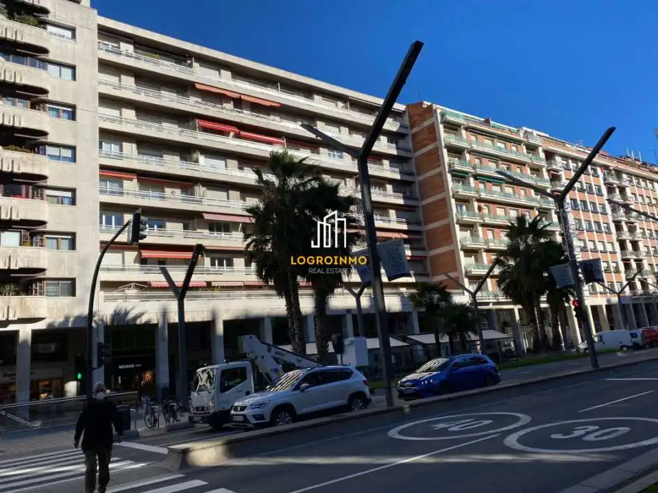 Piso con ascensor en venta en Centro, imagen 3