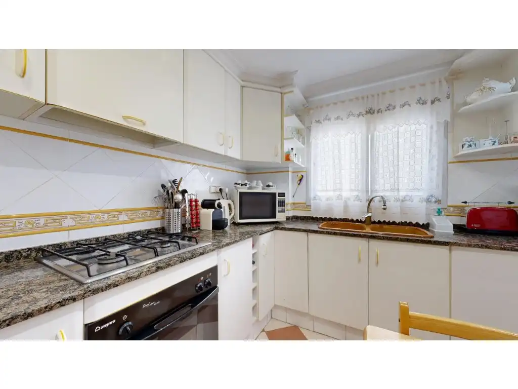 Cocina de Piso en venta en Torrent con Aire acondicionado, Calefacción y Terraza
