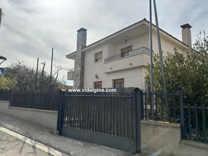 Vista exterior de Casa o chalet en venta en Térmens con Calefacción, Jardín privado y Trastero