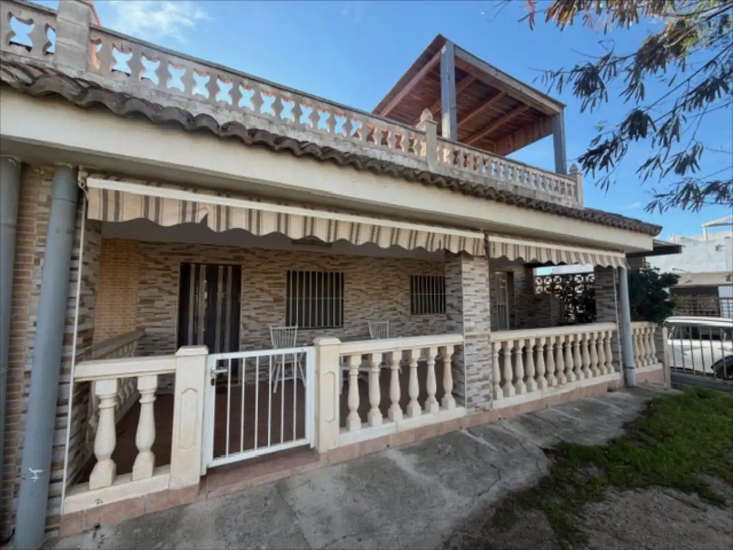 Vista exterior de Casa o chalet de alquiler en Cullera con Terraza, Trastero y Amueblado