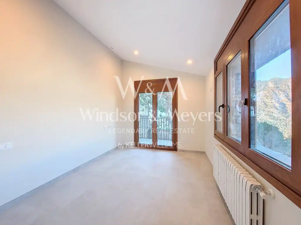 Sala de estar de Casa o chalet en venta en Sant Julià de Lòria con Balcón