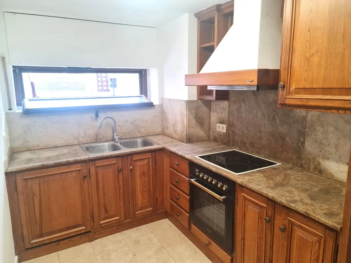 Cocina de Dúplex en venta en Tarragona con Aire acondicionado, Calefacción y Horno
