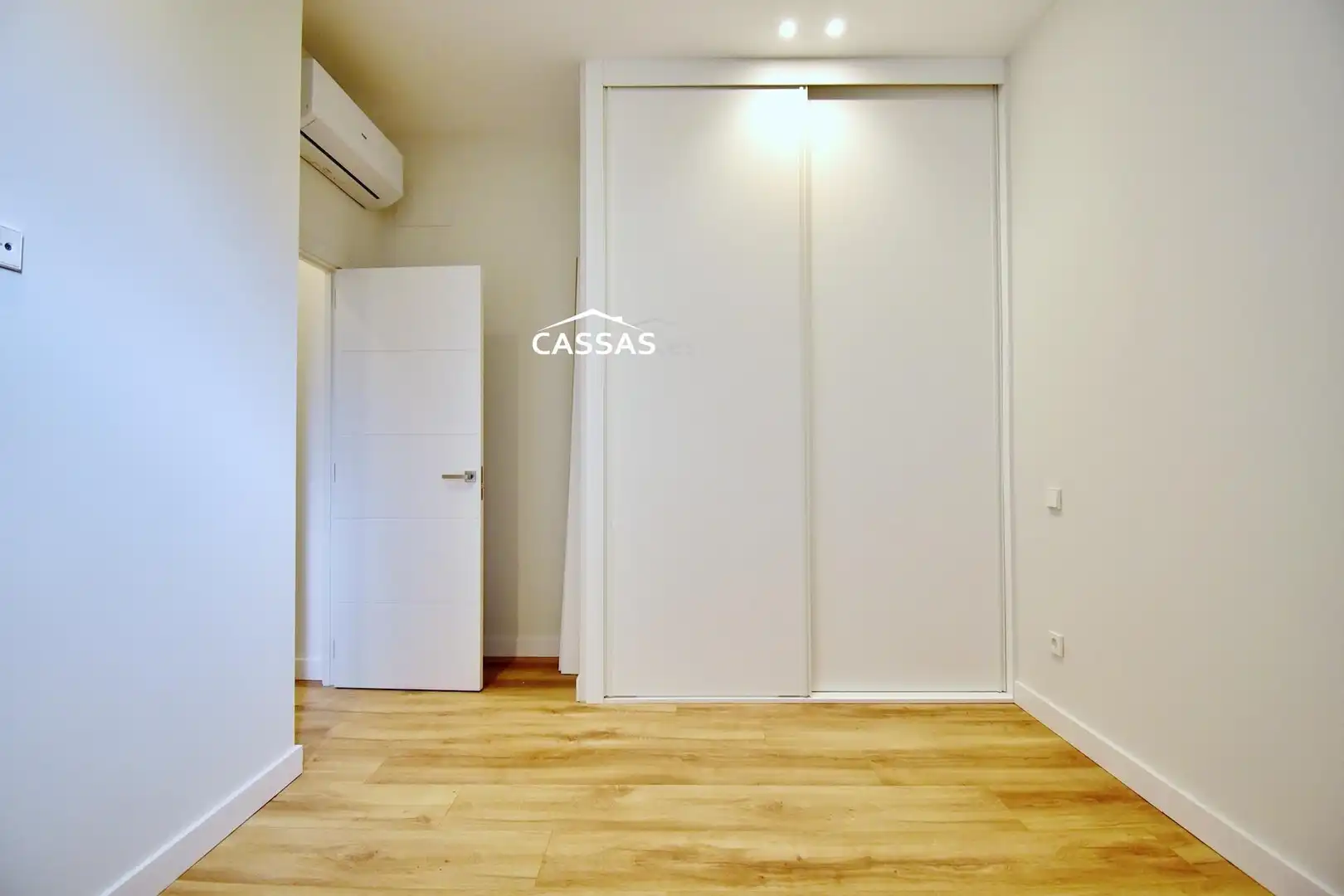 Bedroom of Flat for sale in Torrejón de Ardoz  with Air Conditioner
