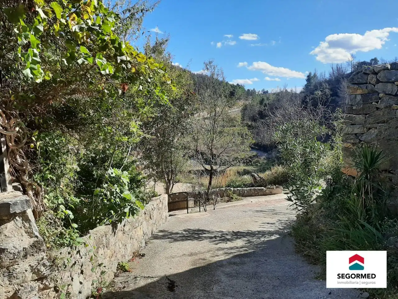 Vista exterior de Casa o chalet en venta en Bejís con Amueblado