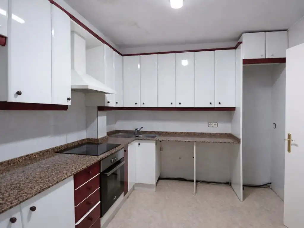 Flat for sale in Calle Sant Pau, Les Clotes