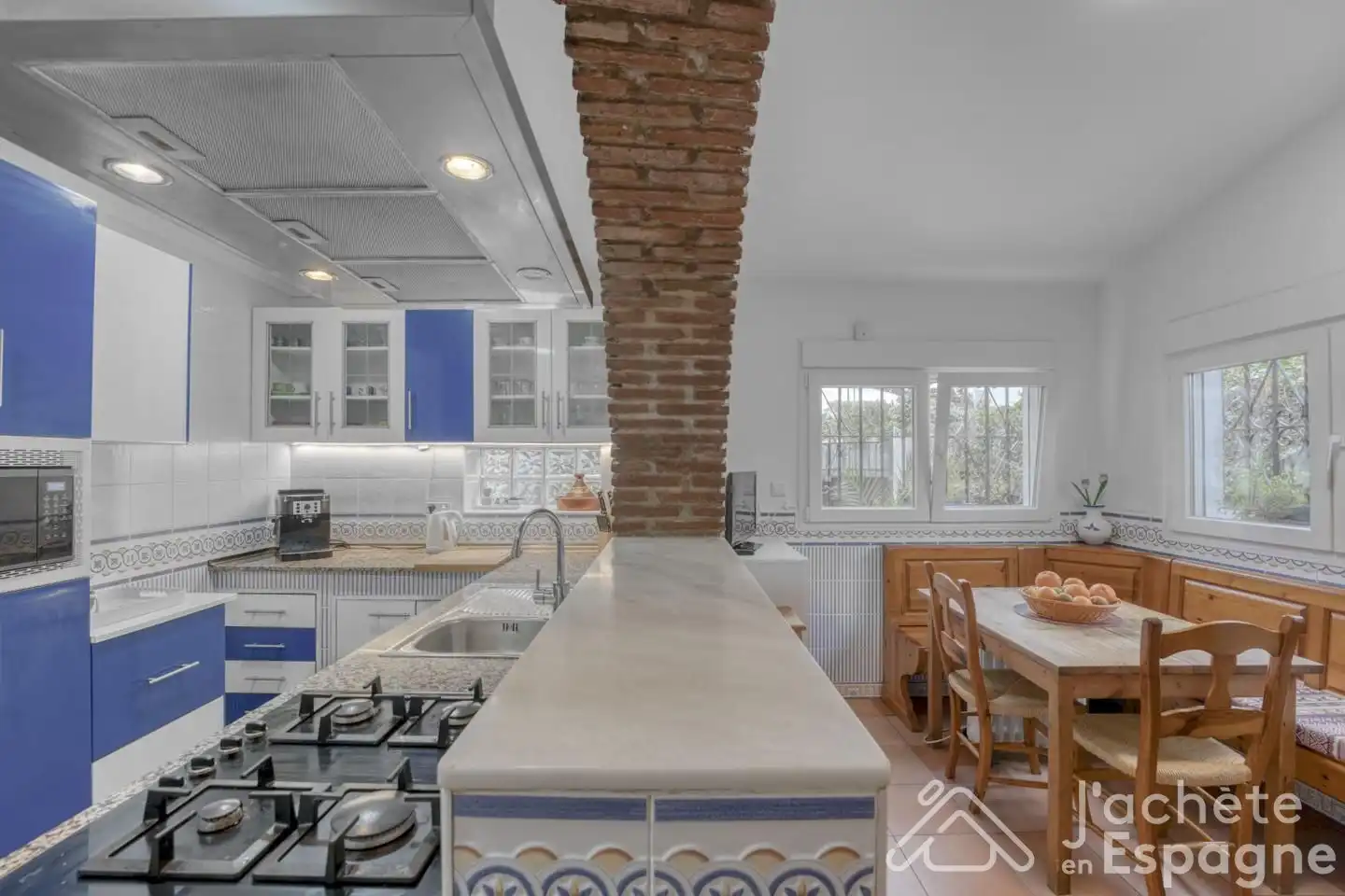 Cocina de Casa o chalet en venta en Málaga con Aire acondicionado, Jardín privado y Terraza