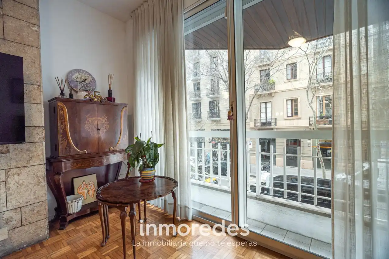 Piso con terraza en venta en Carrer de Bailèn, imagen 49