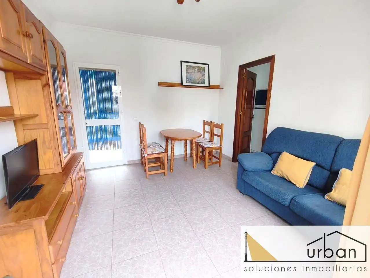 Sala de estar de Casa adosada en venta en Chipiona