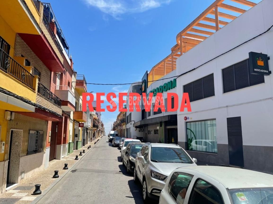 Casa adosada en venta en Barrio Alto, San Juan de Aznalfarache