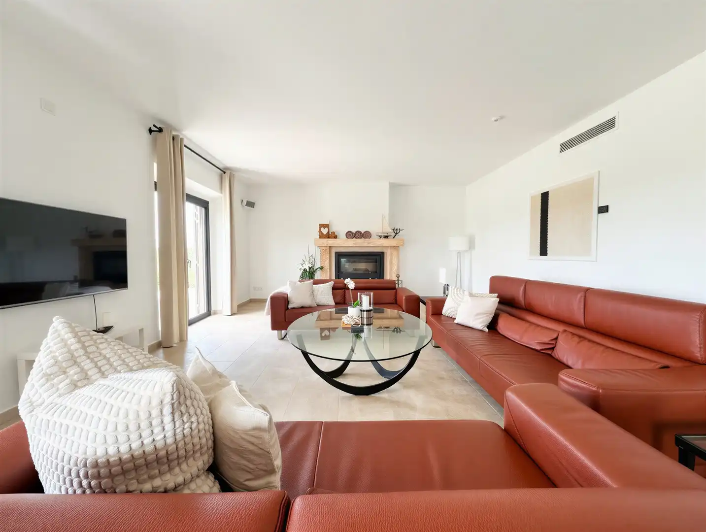 Sala d'estar de Finca rústica en venda en Ses Salines amb Aire condicionat, Calefacció i Terrassa