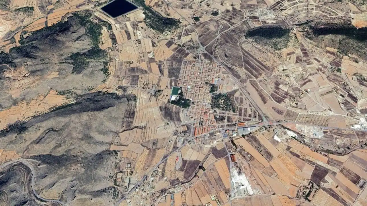 Wohnbaugrundstück zum Verkauf in Partida Ue, imagen 4