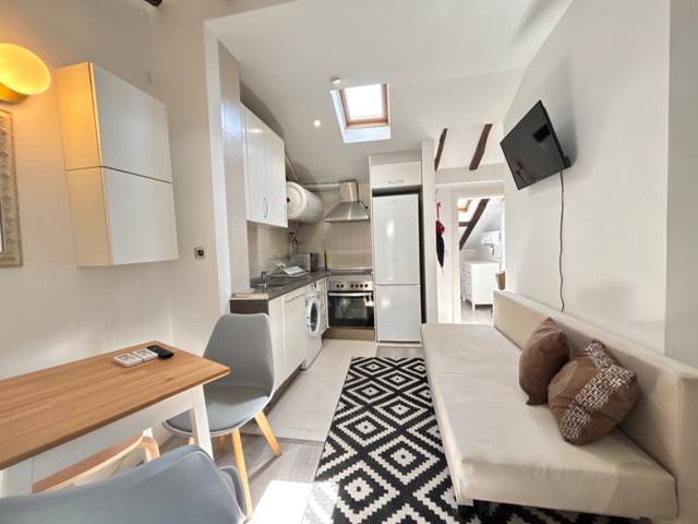 Piso en Venta en Calle de las Maldonadas, 5 en Embajadores - Lavapiés