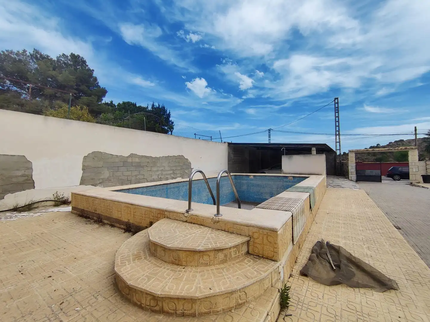 Piscina de Casa o xalet en venda en Alicante / Alacant amb Calefacció, Jardí privat i Terrassa