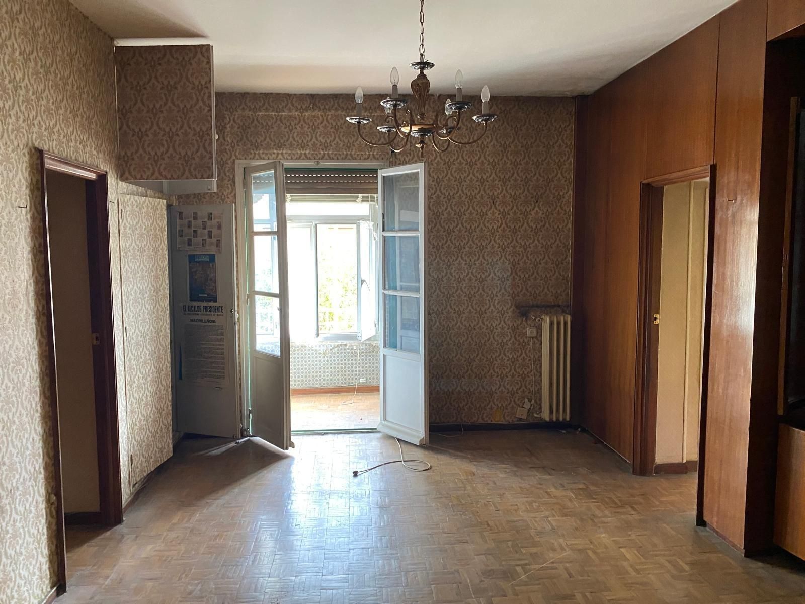 Pis en venda a Calle VILLAMANIN, Lucero, Latina