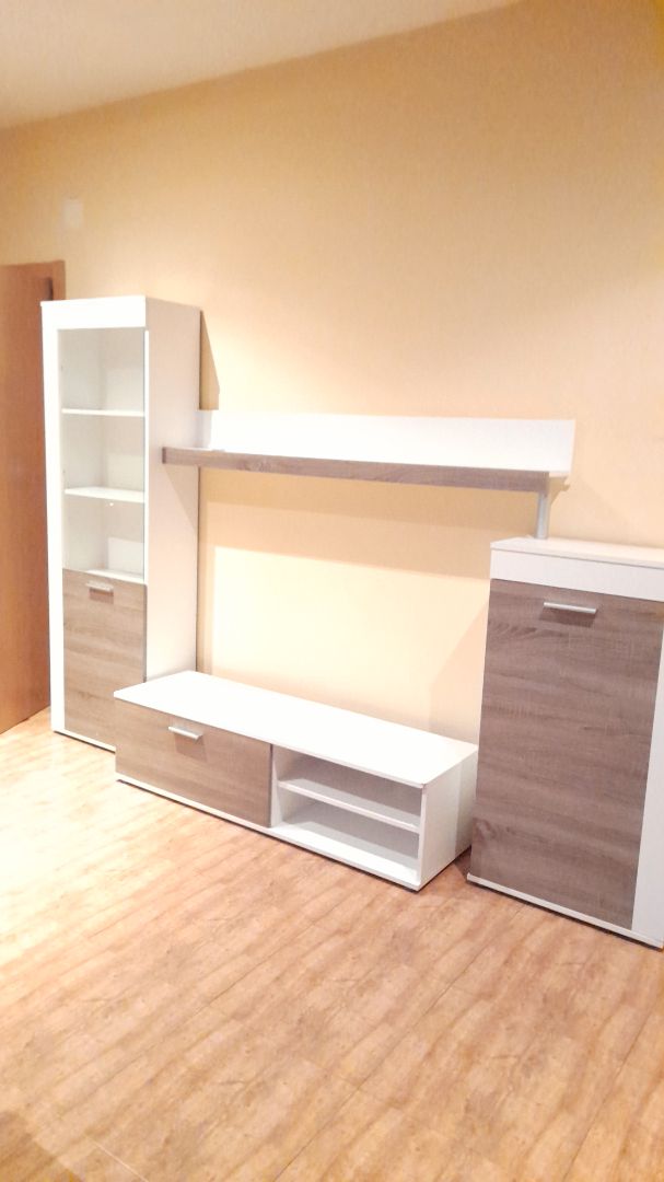 Dormitori de Apartament de lloguer en  Madrid Capital amb Aire condicionat, Moblat i Forn