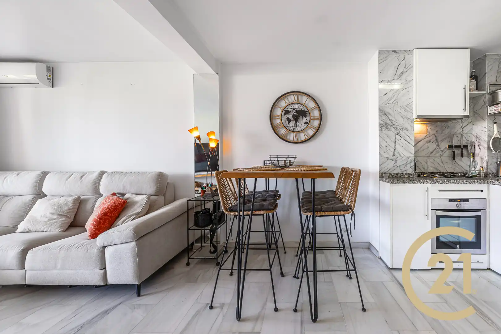 Comedor de Piso en venta en Marbella con Aire acondicionado y Terraza