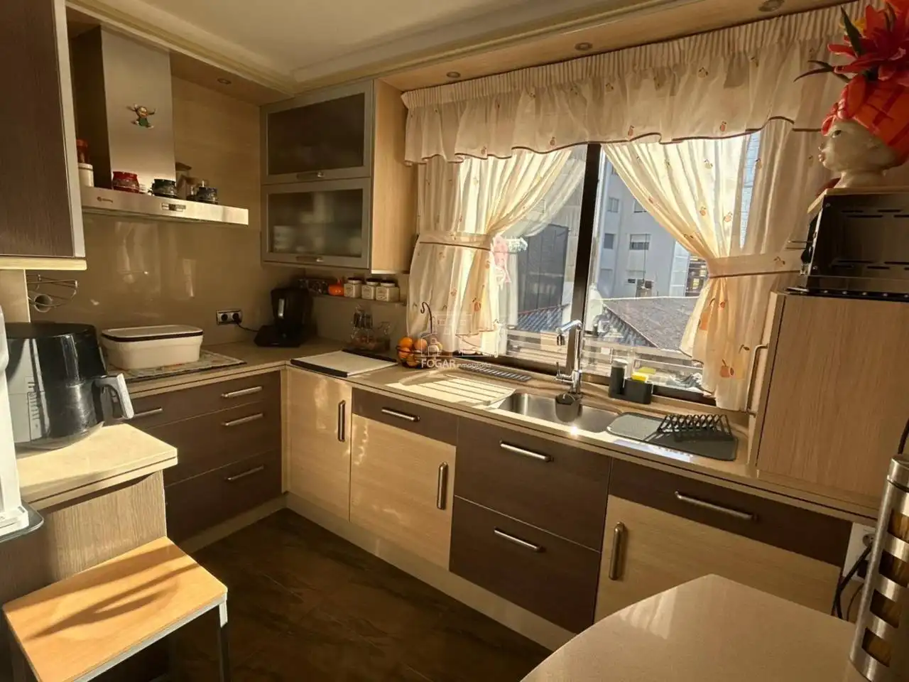 Kitchen of Flat for sale in Vilagarcía de Arousa  with Heating, Terrace and Balcony