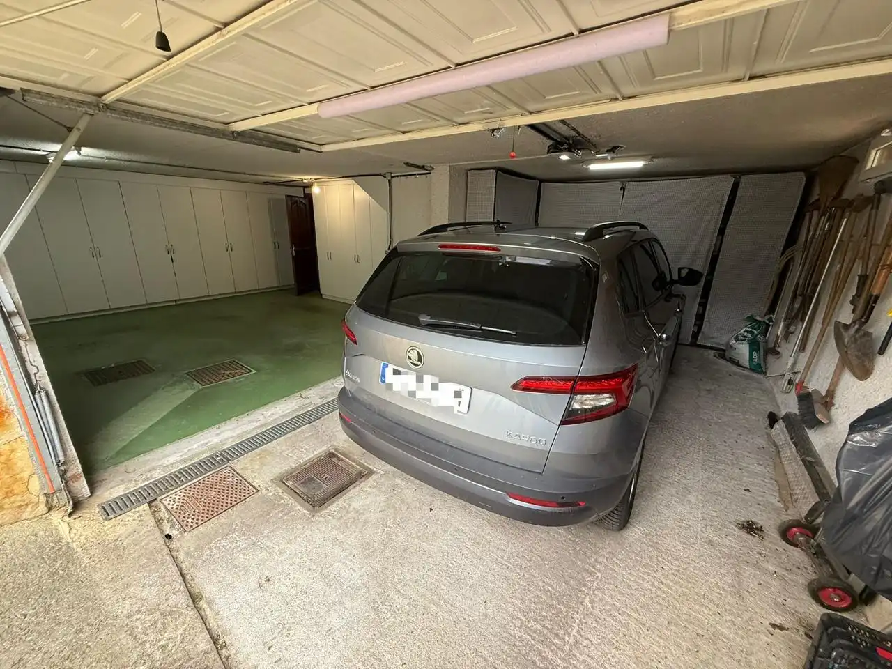 Parking de Casa o chalet en venta en Castro-Urdiales con Calefacción, Jardín privado y Terraza