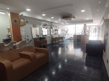 Local comercial en venda a CALLE RIU BESÒS 1