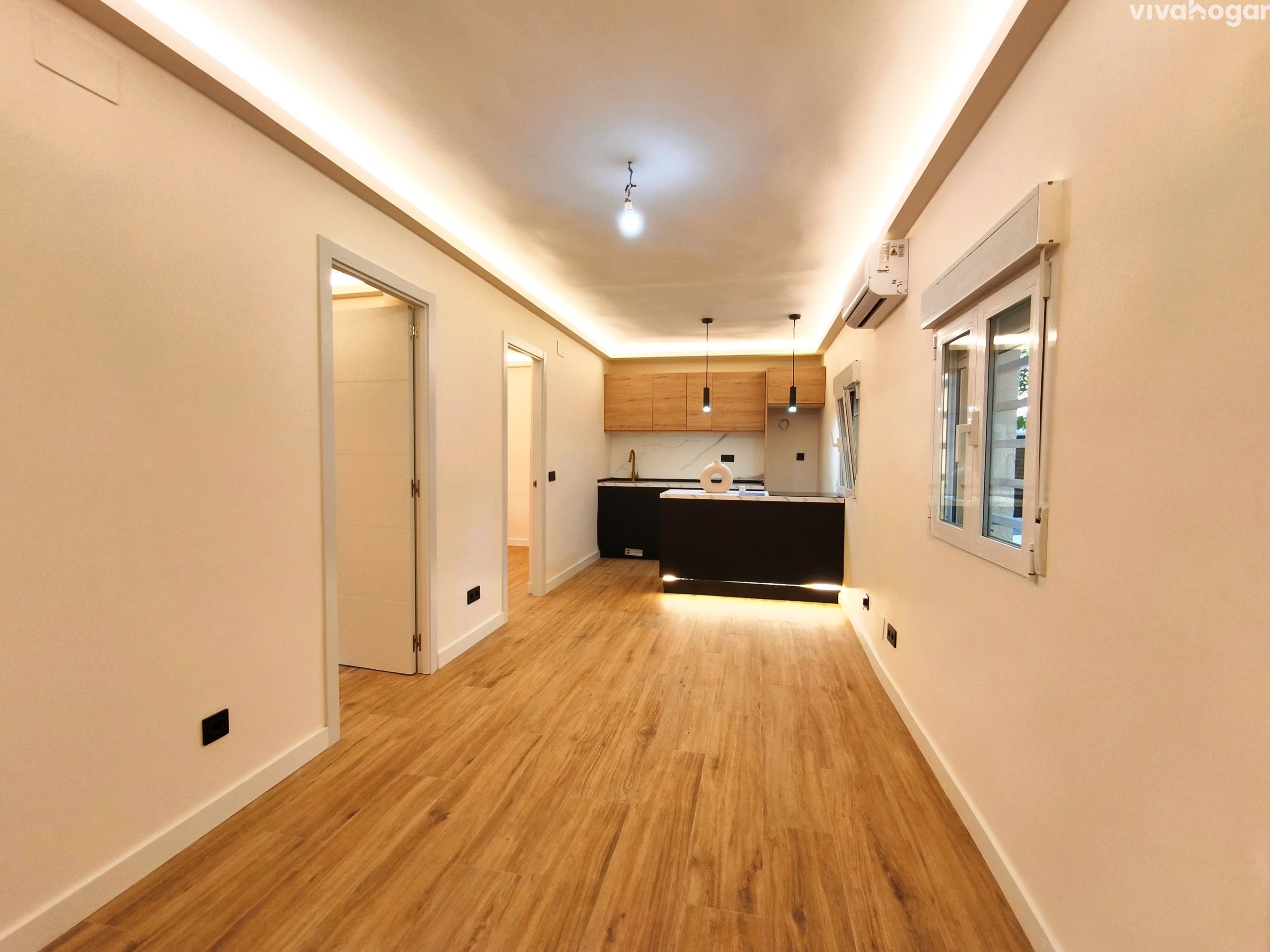 Flat for sale in  Madrid Capital  with Air Conditioner
