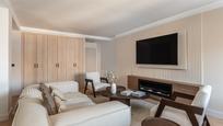 Living room of Flat for sale in  Madrid Capital  with Air Conditioner, Heating and Terrace