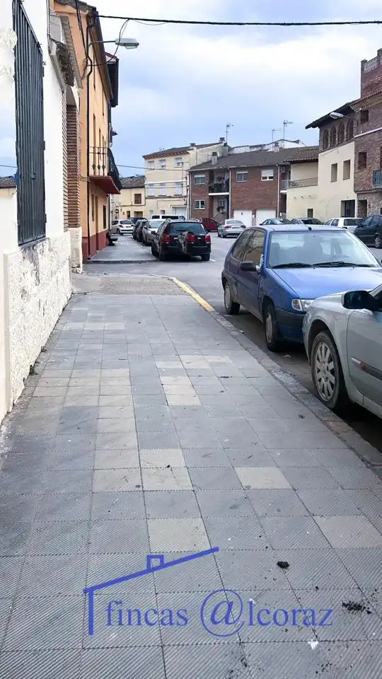 Parking of Commercial properties for sale in Alcubierre