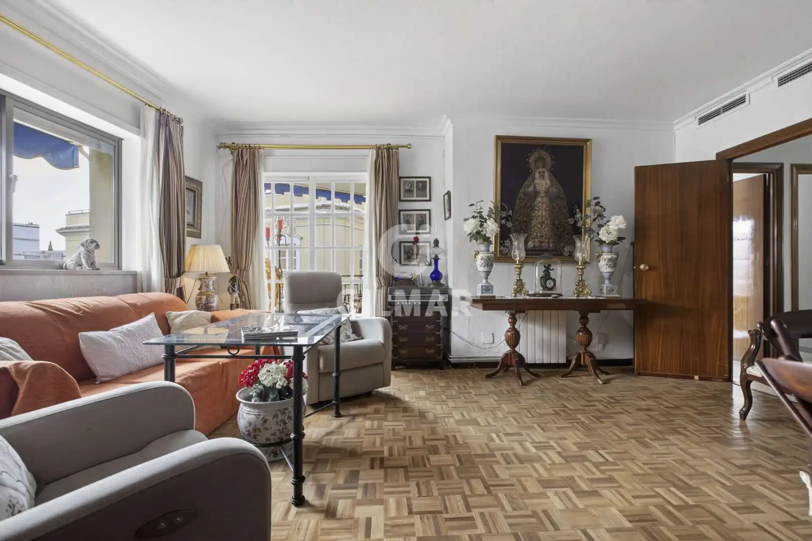 Sala de estar de Piso en venta en Sevilla con Calefacción y Balcón