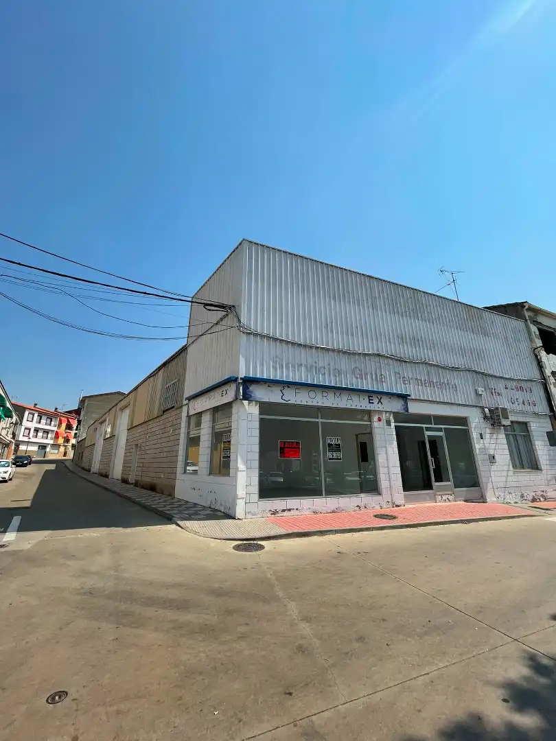 Fabrikhallen zur Miete in Montehermoso