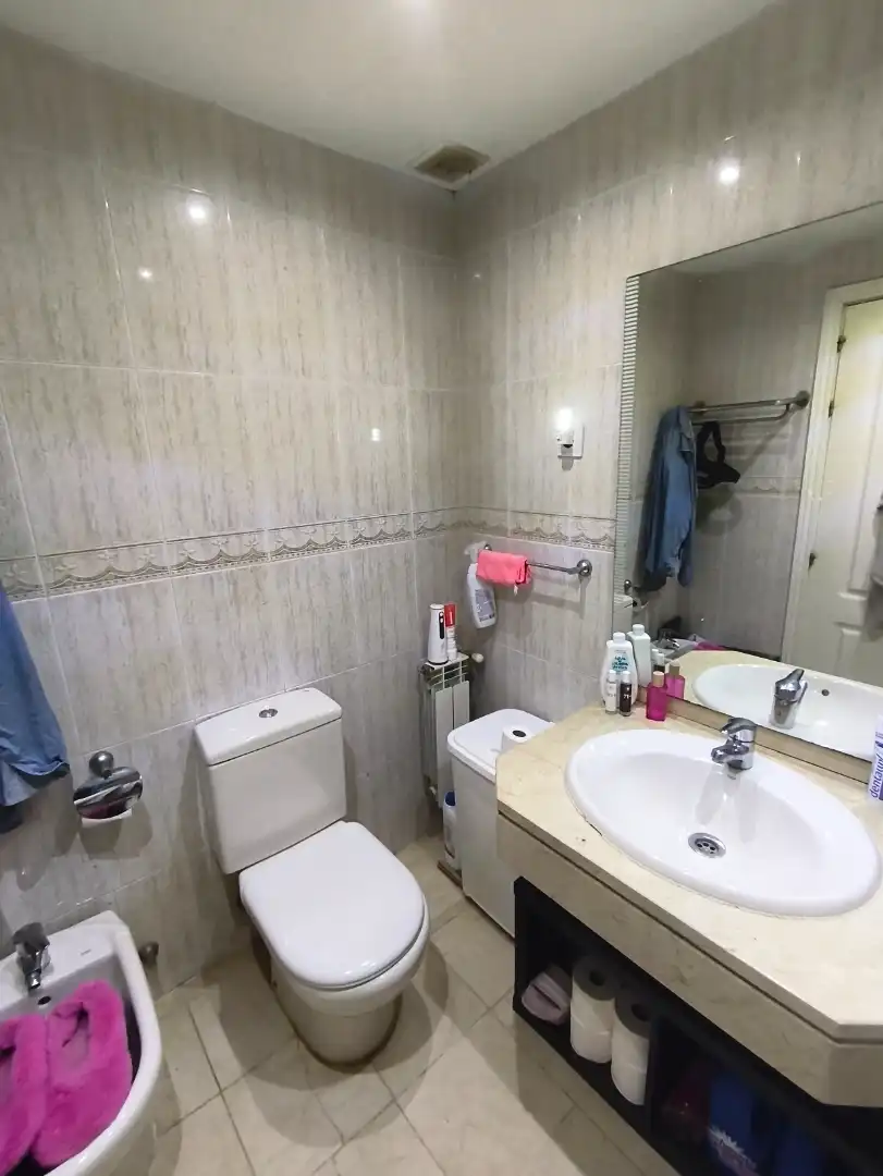 Bathroom of Flat for sale in Humanes de Madrid  with Air Conditioner, Heating and Terrace