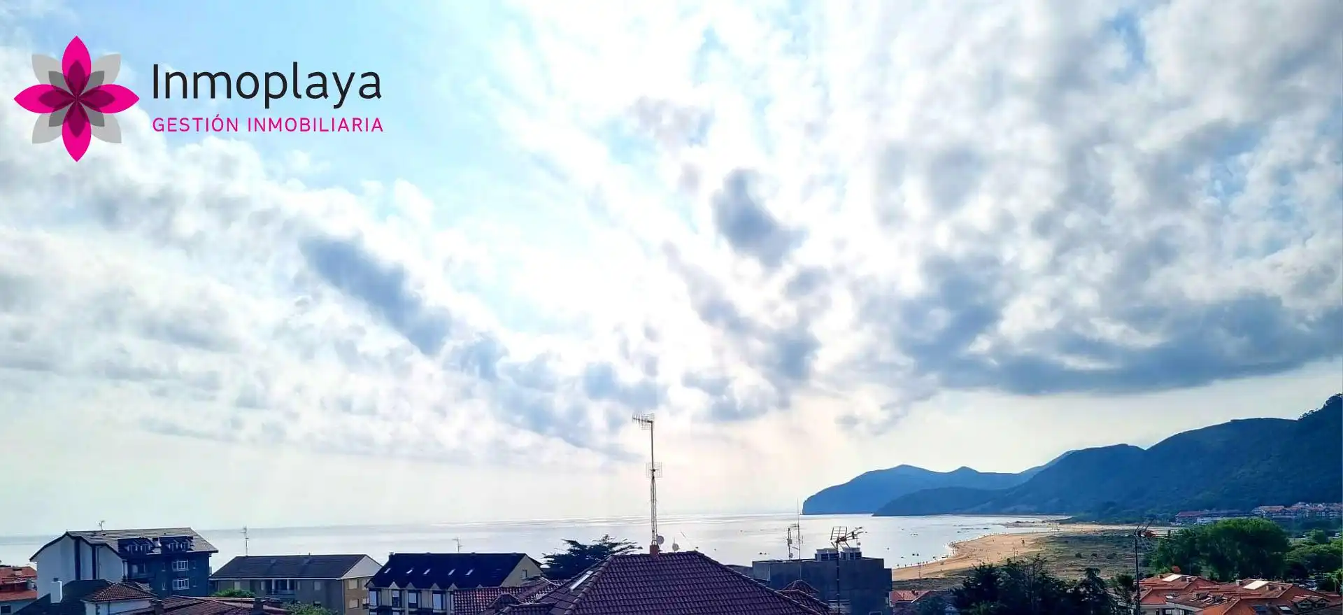 Außenansicht von Dachboden zum Verkauf in Noja mit Terrasse und Möbliert